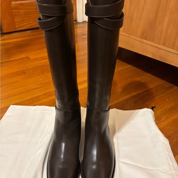 EUC BANANA REPUBLIC Brown Leather Riding Boots with Gold Buckle - Picture 3 of 8